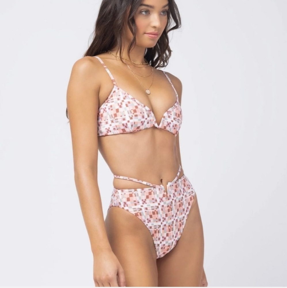 NWT L*SPACE JOY BIKINI BOTTOM SIZE SMALL
